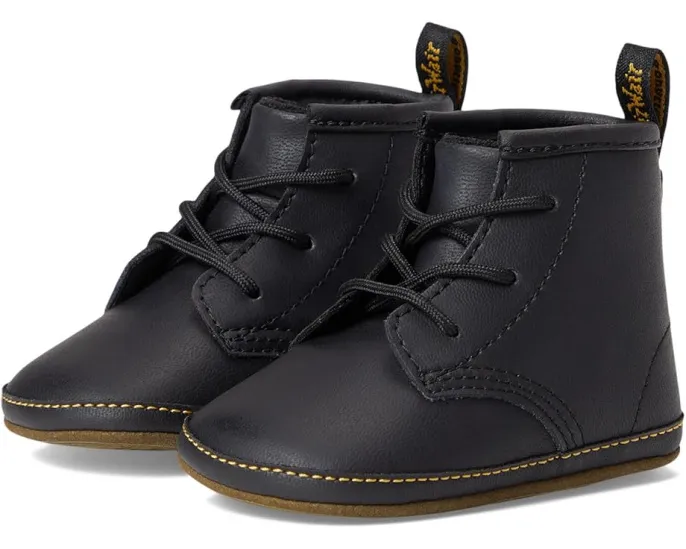 Детские ботинки 1460 Crib на шнуровке от Dr. Martens Kid's Collection
