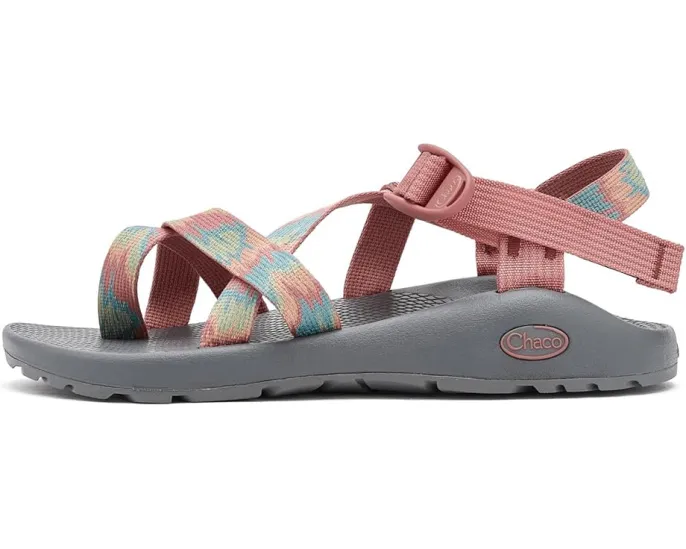 Сандалии Chaco Z2 Classic с регулируемыми ремешками и стелькой LUVSEAT