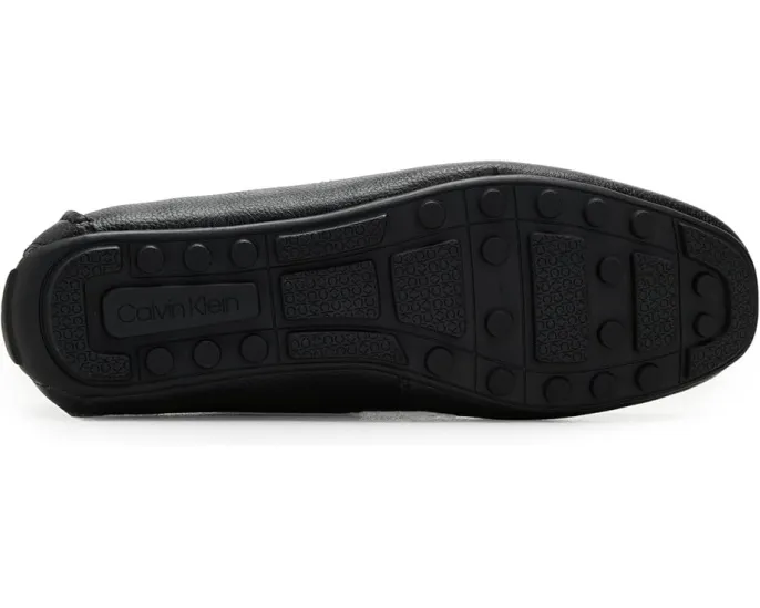 Лоферы Otilis от Calvin Klein с квадратным носком и металлическим акцентом