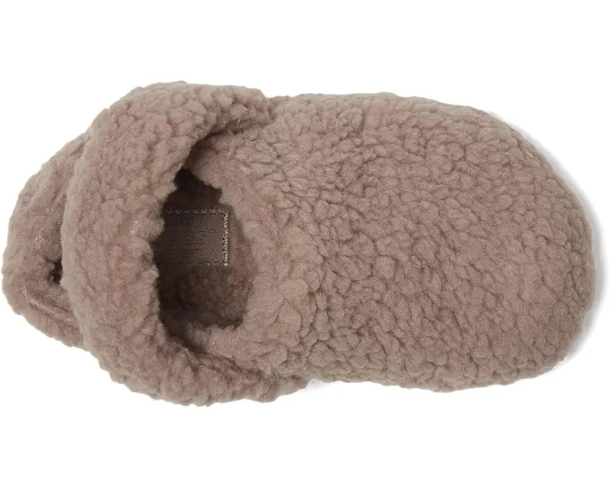Уютные тапочки Crocs Classic Cozzzy с искусственным мехом и противоскользящей подошвой