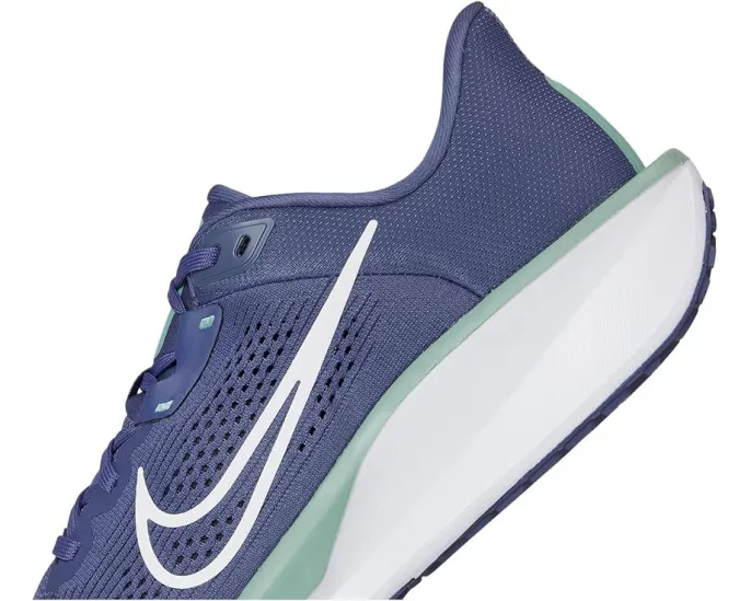 Беговые кроссовки Nike Quest 6 с поддерживающей лентой и мягкой пеной