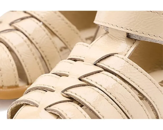 Детские сандалии Falcotto Wakatobi Naturino с блестящим верхом и застежкой на липучке