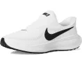 Кроссовки Revolution 8 EasyOn от Nike с пеноматериалом и дышащим верхом