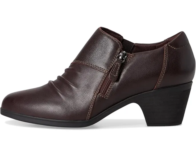 Туфли Clarks Emily 2 Braley с миндалевидным носком и молнией