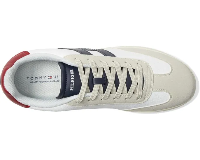 Кроссовки Tommy Hilfiger Javlon с логотипом H и переработанными материалами