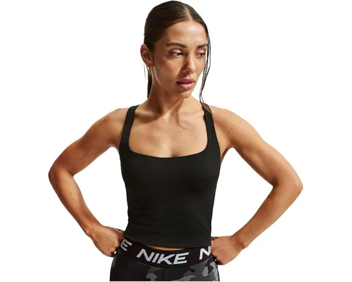 Спортивный бра-топ Nike Zenvy с легкой поддержкой без косточек