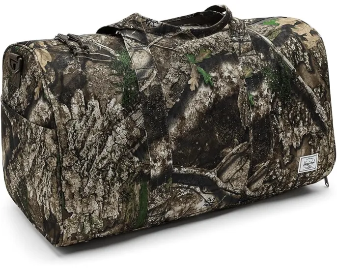 Дорожная сумка Herschel Supply Co. Realtree Herschel Novel с камуфляжным принтом