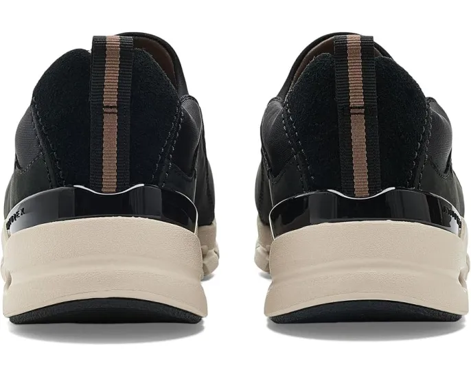 Водонепроницаемые кроссовки Clarks Nature X Sky из черной замши