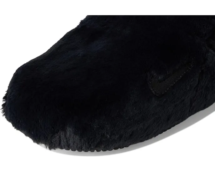 Сланцы Nike Calm SE с текстурной стелькой