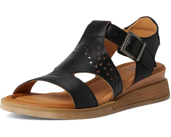 Сандалии Miz Mooz Chessy на клиновидной подошве с геометрическими вырезами