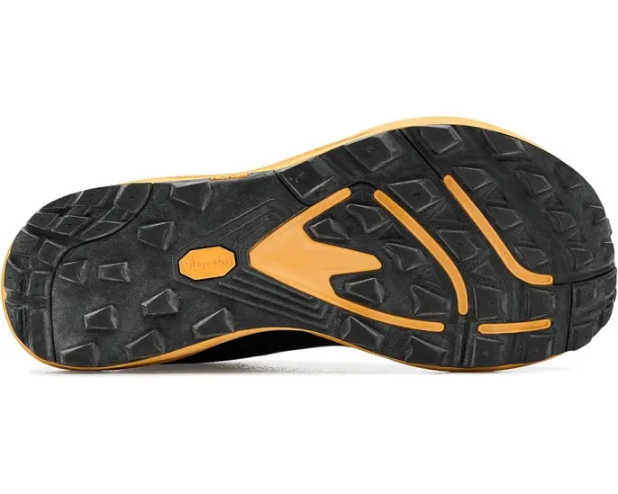 Трейловые кроссовки Topo Athletic MTN Racer 4 с высоким профилем амортизации и подошвой Vibram Megagrip