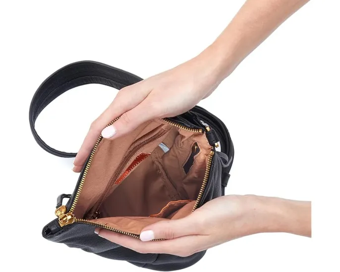 Небольшая сумка HOBO Sway Small Sling из мягкой кожи с ремешком через плечо