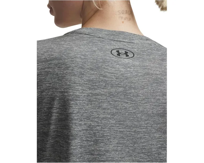 Under Armour футболка Tech Short Sleeve V-Neck Twist с V-образным вырезом и короткими рукавами