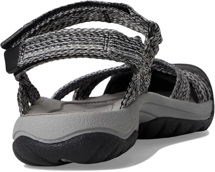 KEEN Сандалии Bali Strap с закрытым носком и быстросохнущей подкладкой