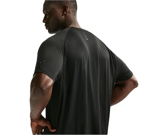 Беговой топ Nike Stride Dri-FIT Adv с коротким рукавом