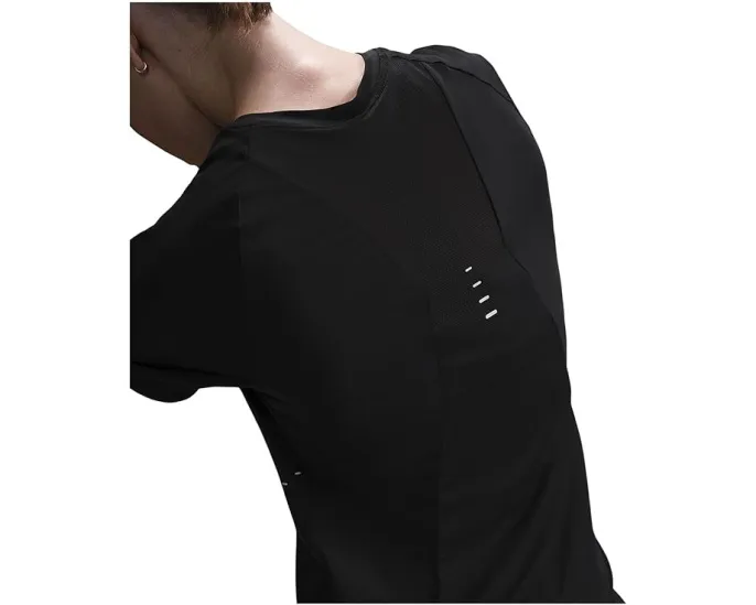 Беговой топ Nike Swift Dri-FIT с коротким рукавом и технологией отвода влаги