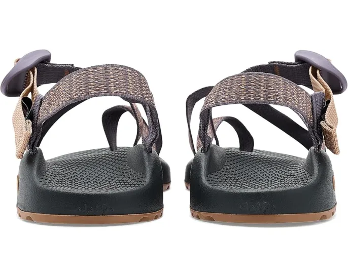 Сандалии Chaco Z2 Classic с регулируемыми ремешками и стелькой LUVSEAT