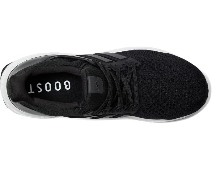 Беговые кроссовки Adidas Ultraboost 1.0 с технологией BOOST