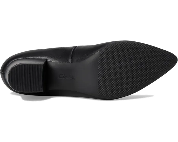 Туфли Clarks Ellanie Hope с острым носком и массивным каблуком