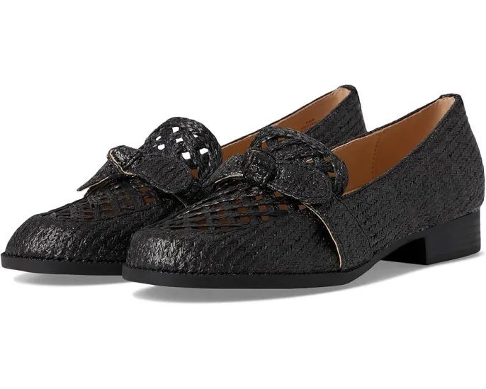 Лоферы Bandolino Lilanaa на квадратном каблуке с прорезным декором