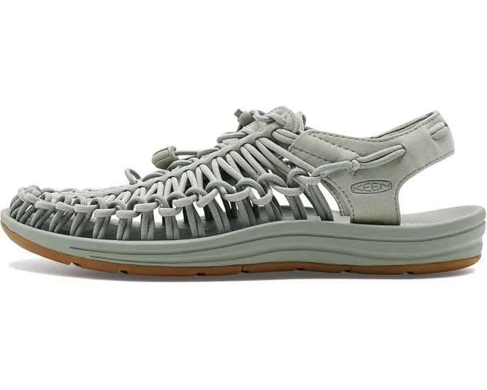 Кроссовки KEEN UNEEK с плетеным верхом и амортизирующей подошвой