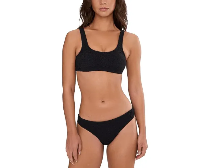 Бикини топ Nike Shoreline Pucker Bralette с текстурной тканью