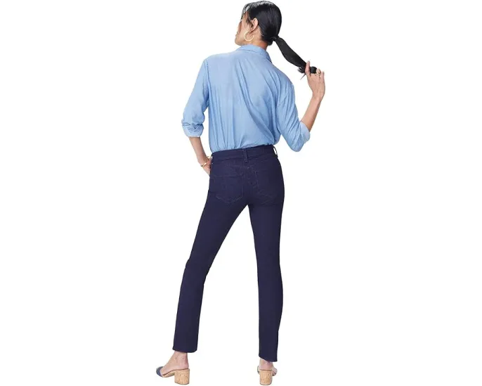 Джинсы NYDJ Sheri Slim с зауженным кроем и легкой тканью в цвете Rinse