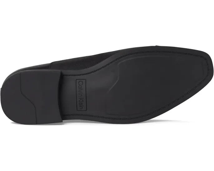 Туфли-лоферы Drew от Calvin Klein с классическим мыском и кожаной отделкой