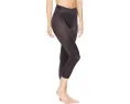 Утягивающие шорты Miraclesuit Shapewear с силиконовой резинкой