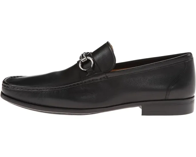 Лоферы Magnanni Blas с мокасиновым носком и металлической фурнитурой