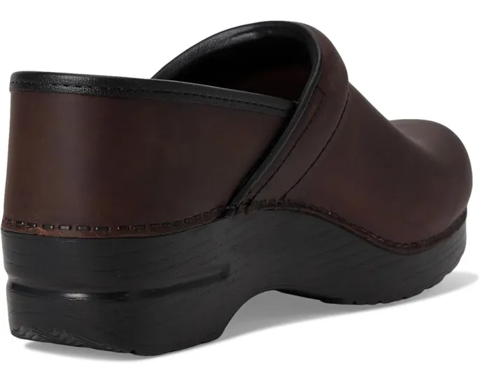 Клог Dansko Professional с кожаным верхом и качающейся подошвой