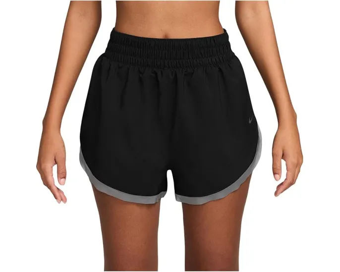 Шорты Nike One Dri-FIT Loose 3 дюйма (7.62 см) со встроенными трусиками