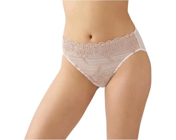 Трусики Wacoal Embrace Lace Hi-Cut Brief с кружевной отделкой и хлопковой вставкой