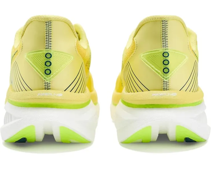 Беговые кроссовки Saucony Endorphin Azura с пеной PWRRUN PB и технологией SpeedRoll