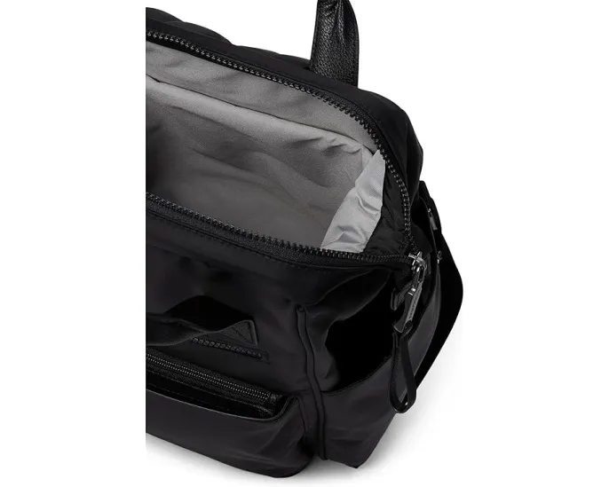 Baggallini Soho с защитой от RFID и отделением для ноутбука 15 дюймов