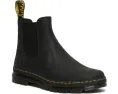 Челси Dr. Martens Embury с прочной кожей и выраженным протектором