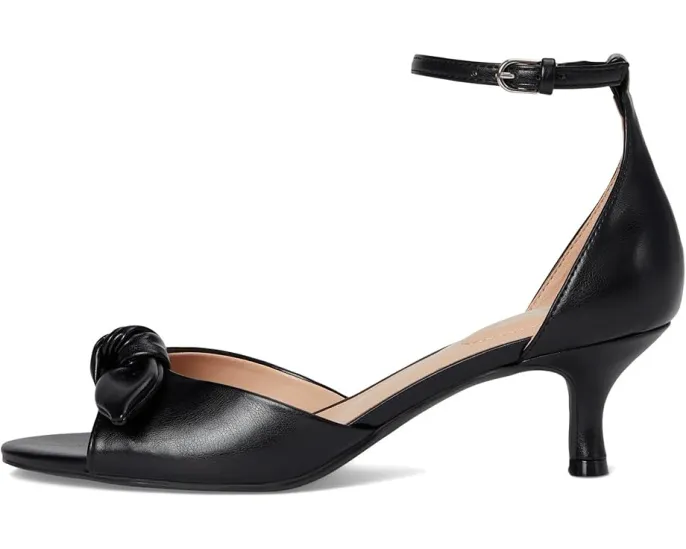 Босоножки Bandolino Andora на тонком каблуке с бантом и ремешком