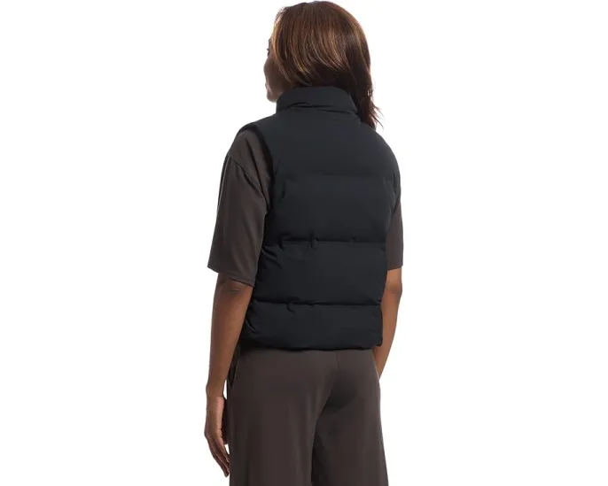 Жилет TravisMathew Moontide Bonded Vest с воротником-стойкой и карманами на молнии