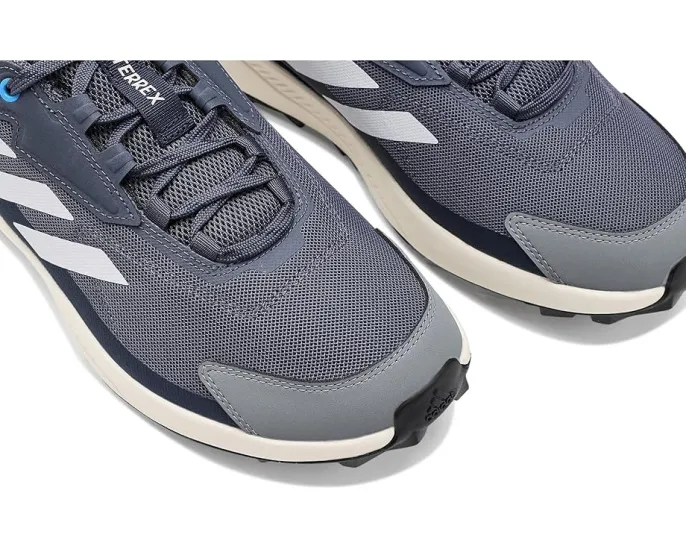 Трекинговые кроссовки Adidas Terrex Anylander с подошвой Traxion и усиленным мыском