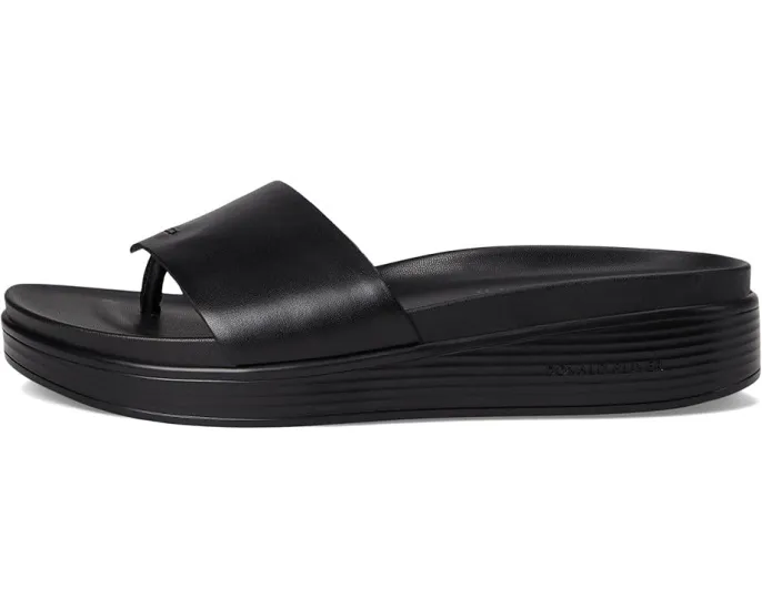 Сандалии Donald Pliner Fifi на платформе с открытым носком