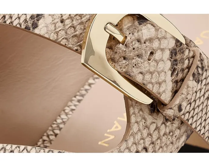 Сланцы Stuart Weitzman Sai Slides 50 на устойчивом каблуке с квадратным носком