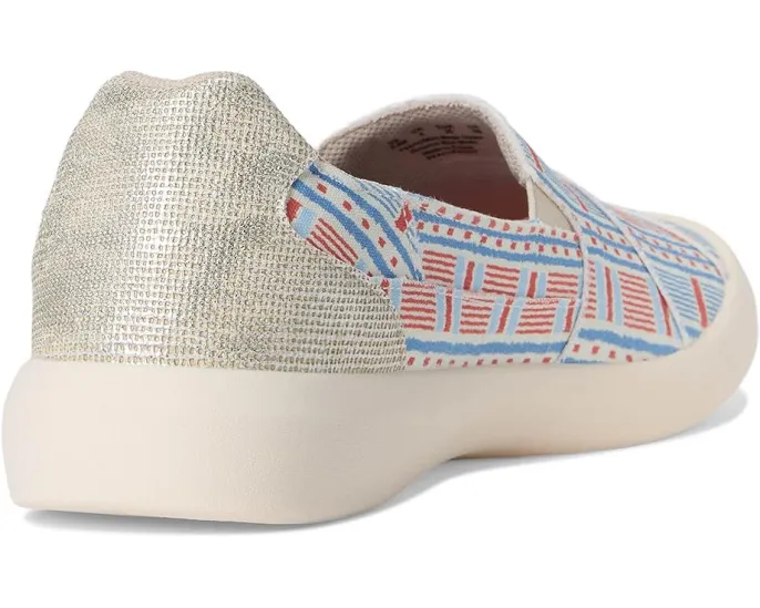 Слипоны Blowfish Malibu Beachfront с эластичными вставками и текстильным верхом