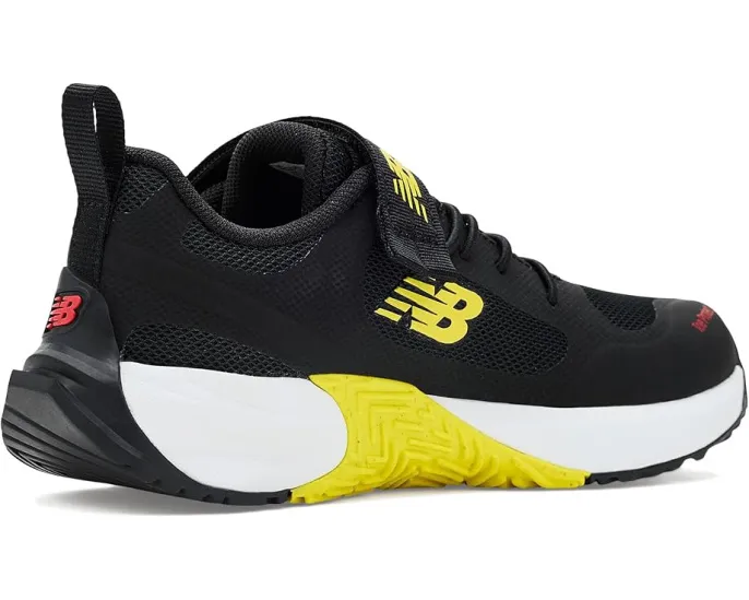 Детская обувь New Balance Fuelcell Play v1 на липучке с защитой носка и FuelCell пеной