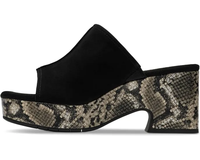 Сандалии Clarks Nerisa Vine на пробковом каблуке с мягкой стелькой