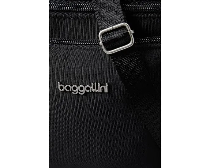 Сумка-кроссбоди Baggallini Modern Pocket Crossbody с легким нейлоном