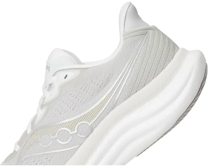 Беговые кроссовки Saucony Triumph 23 с максимальной амортизацией PWRRUN PB
