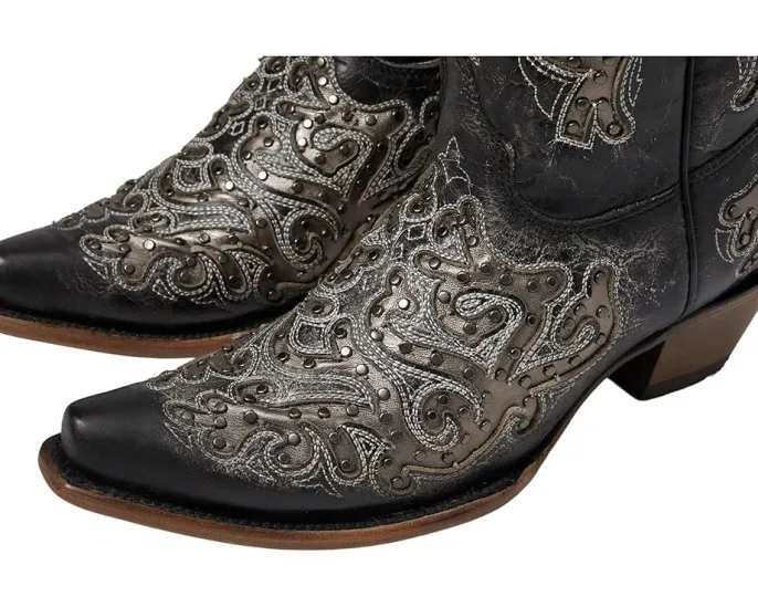 Ковбойские сапоги Corral Boots Z5174 с вышивкой и заклепками