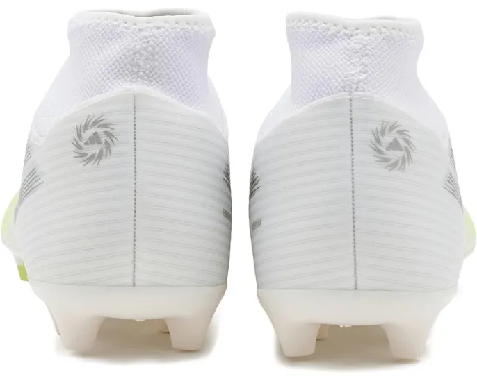 Футбольные бутсы adidas F50 Sparkfusion Club для твердого и искусственного грунта