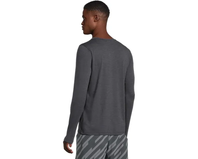 Лонгслив Brooks Luxe Long Sleeve из мягкой дышащей ткани