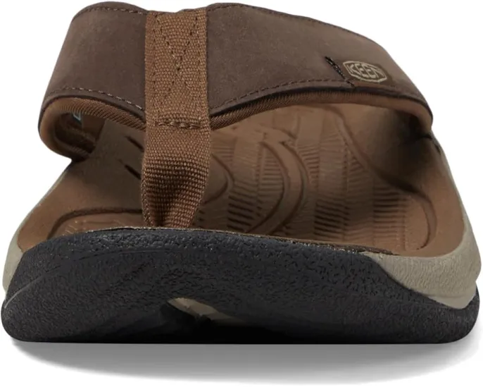Сланцы KEEN Kona Flip TG из водоотталкивающей кожи с формованной стелькой